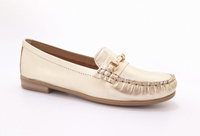 Wsuwane skórzane mokasyny w złotym kolorze Marco Tozzi 24207 r36