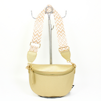 Złota nerka damska z regulowanym paskiem Galantry Paris R-83051