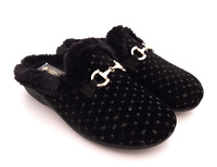 Czarne kapcie damskie z futerkiem Sanital Flex Z32441X r41